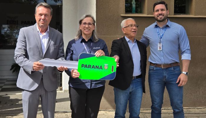  Adapar recebe 17 veículos para reforçar a defesa agropecuária e ações de fiscalização